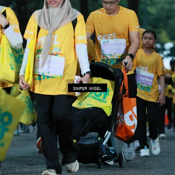 Runner Photo 7750175