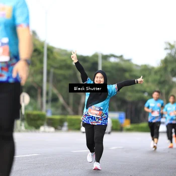 Runner Photo 7750179