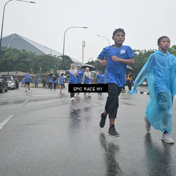 Runner Photo 7750191