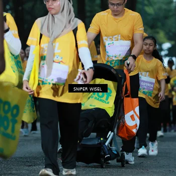 Runner Photo 7750192
