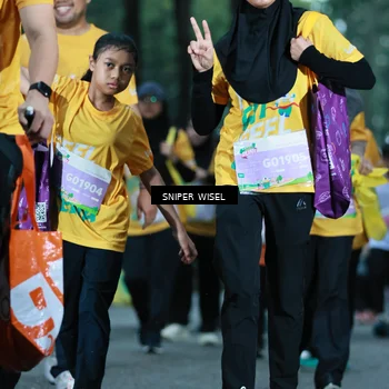 Runner Photo 7750201