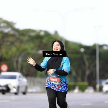 Runner Photo 7750202