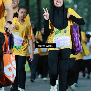 Runner Photo 7750208