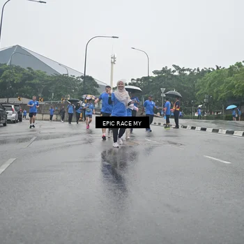 Runner Photo 7750209