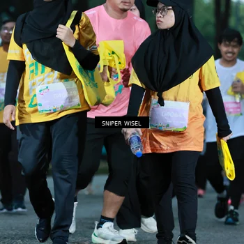 Runner Photo 7750210