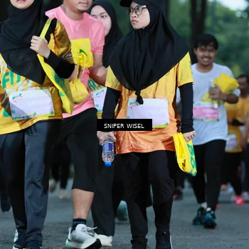 Runner Photo 7750211