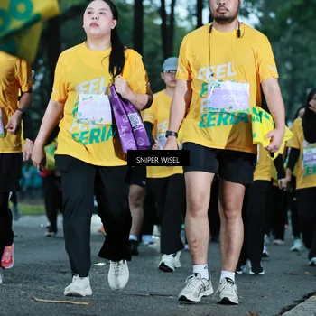 Runner Photo 7750253