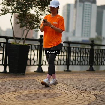 Runner Photo 7750257