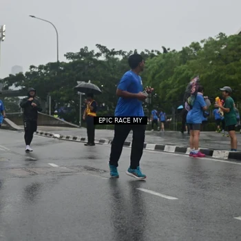 Runner Photo 7750259