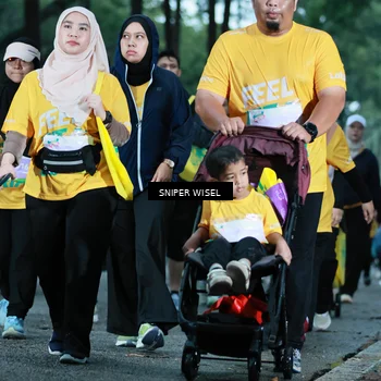 Runner Photo 7750297