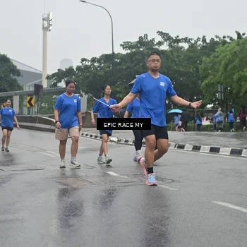 Runner Photo 7750299