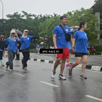 Runner Photo 7750304