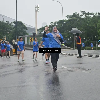 Runner Photo 7750308