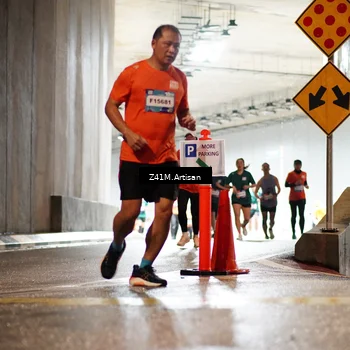Runner Photo 7750312