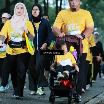Runner Photo 7750313