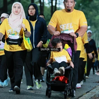 Runner Photo 7750324