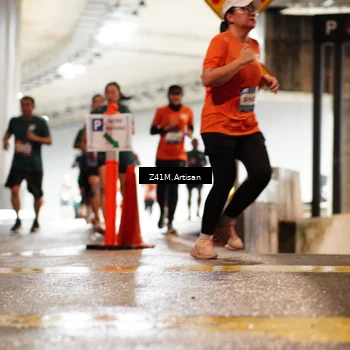 Runner Photo 7750337