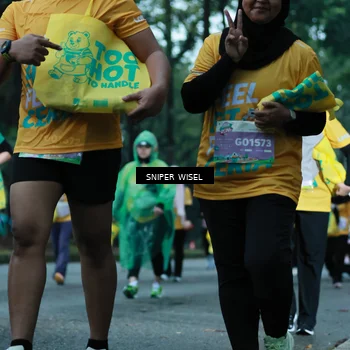 Runner Photo 7750357
