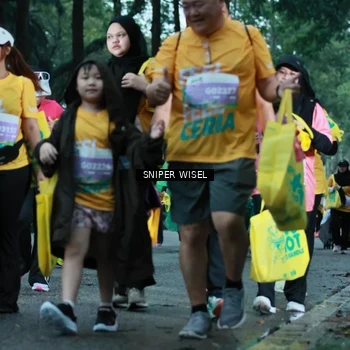 Runner Photo 7750366