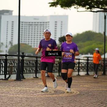 Runner Photo 7750368