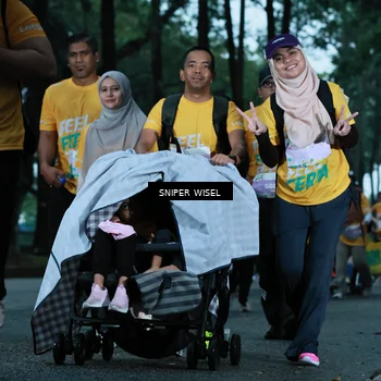 Runner Photo 7750371