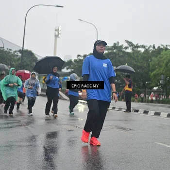 Runner Photo 7750372