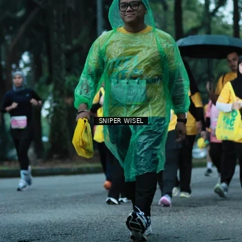 Runner Photo 7750375
