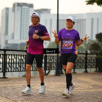 Runner Photo 7750388