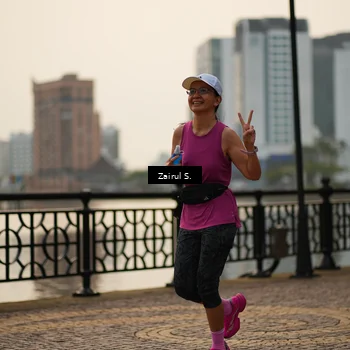 Runner Photo 7750398