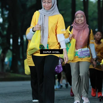 Runner Photo 7750408
