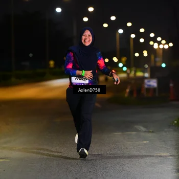 Runner Photo 7750409