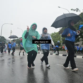 Runner Photo 7750411