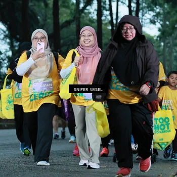 Runner Photo 7750419