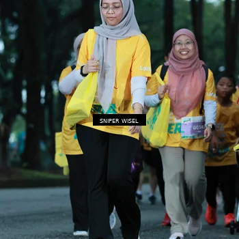 Runner Photo 7750423