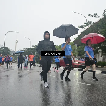 Runner Photo 7750425
