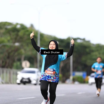 Runner Photo 7750430