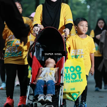 Runner Photo 7750436