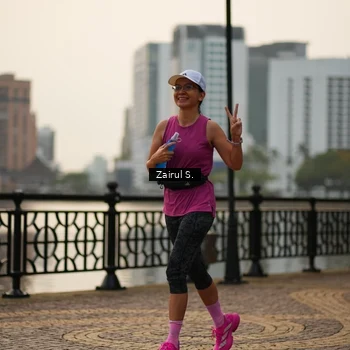 Runner Photo 7750451