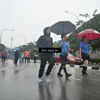 Runner Photo 7750464