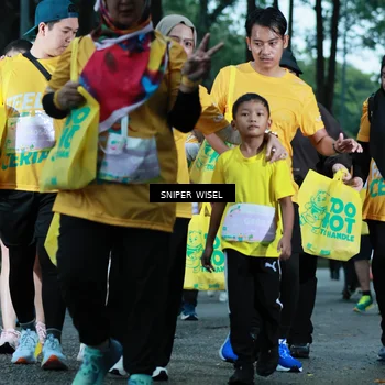 Runner Photo 7750467
