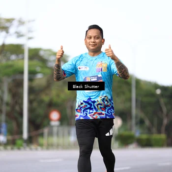 Runner Photo 7750473