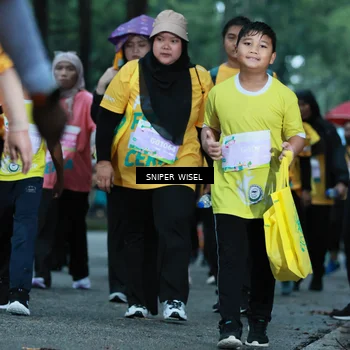 Runner Photo 7750474