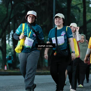 Runner Photo 7750477