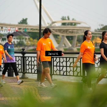 Runner Photo 7750478