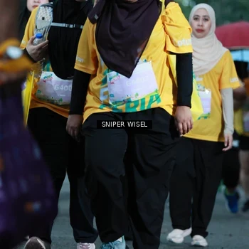 Runner Photo 7750504