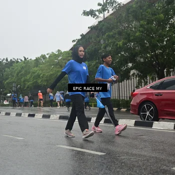 Runner Photo 7750505