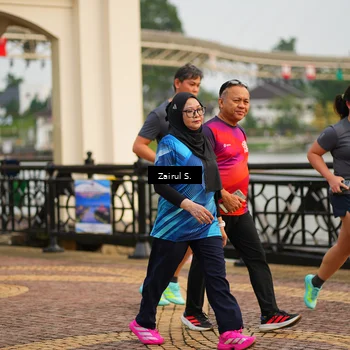 Runner Photo 7750511