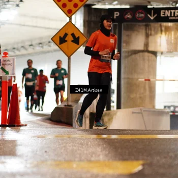 Runner Photo 7750539