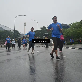 Runner Photo 7750544