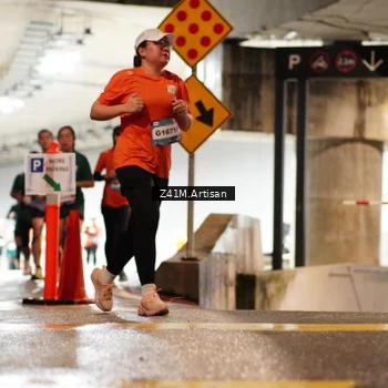 Runner Photo 7750553